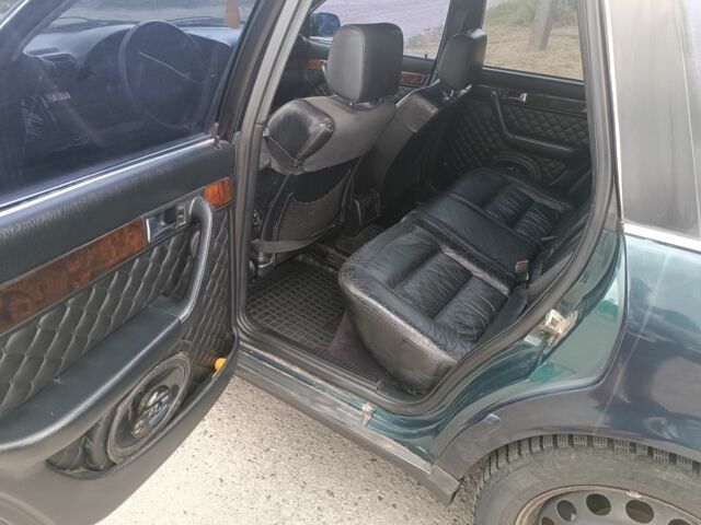 Зеленый Ауди А6, объемом двигателя 2.8 л и пробегом 452 тыс. км за 3100 $, фото 2 на Automoto.ua