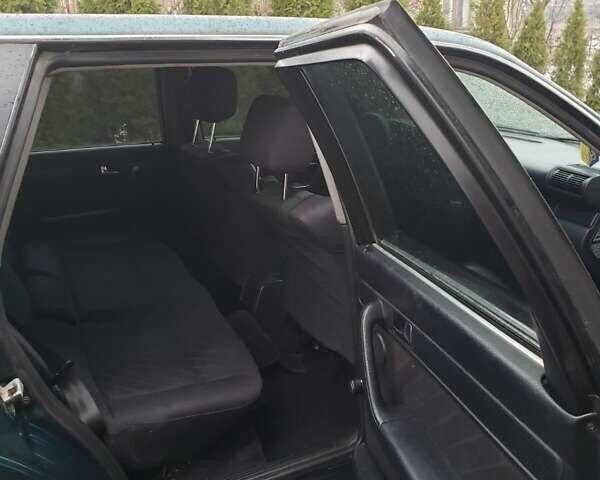 Зеленый Ауди А6, объемом двигателя 2.6 л и пробегом 410 тыс. км за 4000 $, фото 4 на Automoto.ua