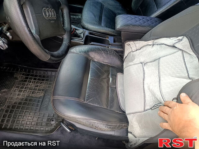 Зеленый Ауди А6, объемом двигателя 2.8 л и пробегом 452 тыс. км за 3500 $, фото 5 на Automoto.ua