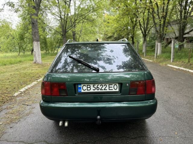 Зеленый Ауди А6, объемом двигателя 2.5 л и пробегом 345 тыс. км за 2499 $, фото 5 на Automoto.ua