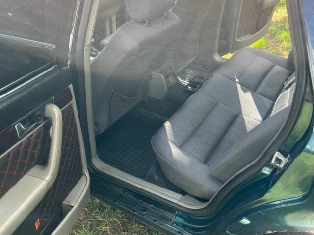 Зеленый Ауди А6, объемом двигателя 2.8 л и пробегом 380 тыс. км за 3000 $, фото 7 на Automoto.ua