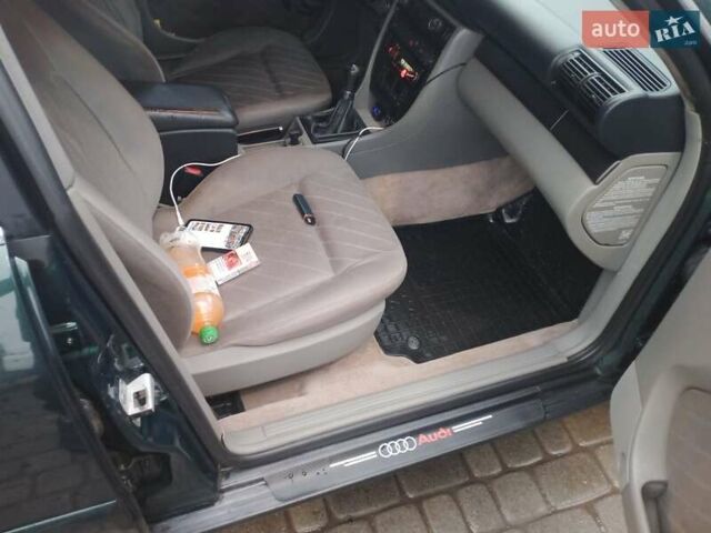 Зелений Ауді А6, об'ємом двигуна 2.6 л та пробігом 330 тис. км за 4000 $, фото 9 на Automoto.ua