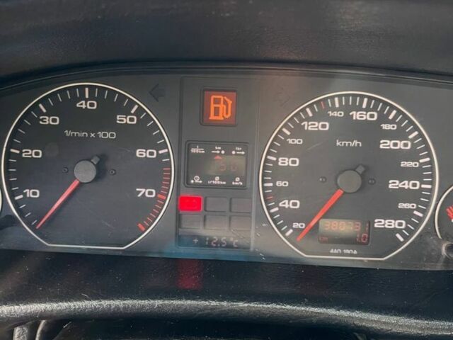 Зеленый Ауди А6, объемом двигателя 2.8 л и пробегом 380 тыс. км за 3000 $, фото 9 на Automoto.ua