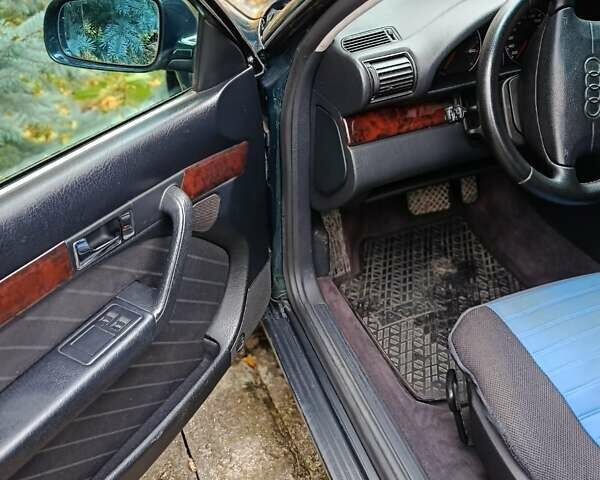 Ауди А6 1997 в Казатине на Automoto.ua Зеленый Ауди А6, объемом двигателя 2.5 л и пробегом 398 тыс. км за 4900 $, фото 8 на Automoto.ua