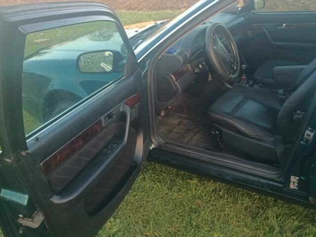 Зеленый Ауди А6, объемом двигателя 2.5 л и пробегом 480 тыс. км за 2024 $, фото 8 на Automoto.ua