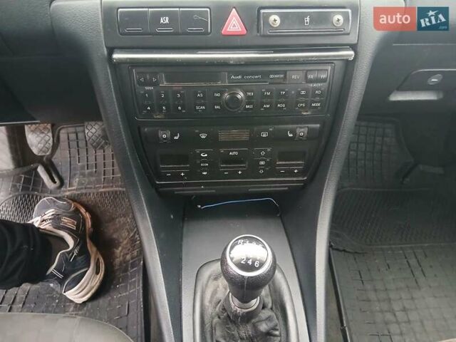 Зелений Ауді А6, об'ємом двигуна 2.5 л та пробігом 400 тис. км за 1850 $, фото 10 на Automoto.ua