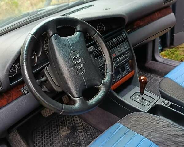 Ауди А6 1997 в Казатине на Automoto.ua Зеленый Ауди А6, объемом двигателя 2.5 л и пробегом 398 тыс. км за 4900 $, фото 1 на Automoto.ua