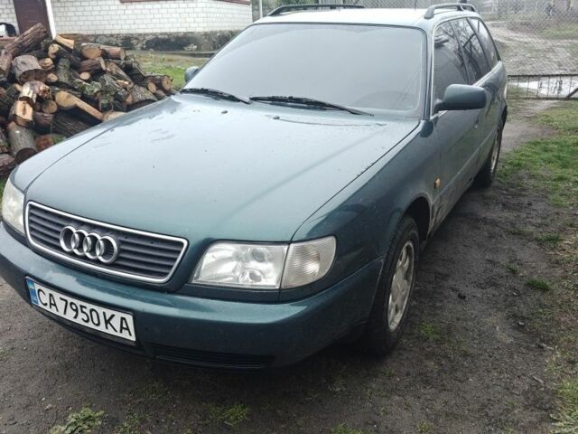 Зеленый Ауди А6, объемом двигателя 2.6 л и пробегом 313 тыс. км за 3500 $, фото 1 на Automoto.ua