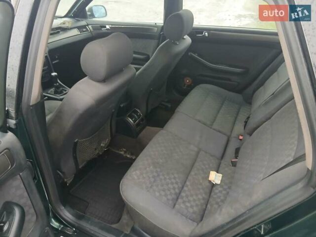 Зелений Ауді А6, об'ємом двигуна 2.5 л та пробігом 400 тис. км за 1850 $, фото 9 на Automoto.ua