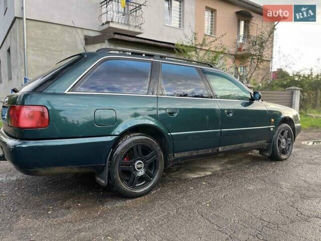 Зеленый Ауди А6, объемом двигателя 2.6 л и пробегом 405 тыс. км за 2800 $, фото 1 на Automoto.ua