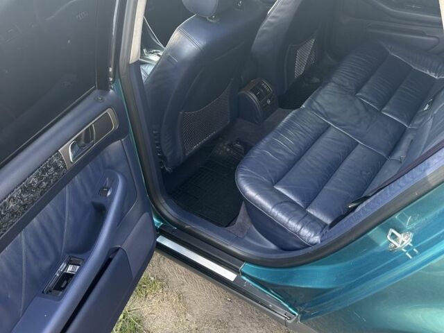 Зелений Ауді А6, об'ємом двигуна 2.5 л та пробігом 307 тис. км за 3500 $, фото 7 на Automoto.ua