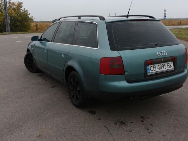 Зеленый Ауди А6, объемом двигателя 2.4 л и пробегом 443 тыс. км за 3100 $, фото 3 на Automoto.ua