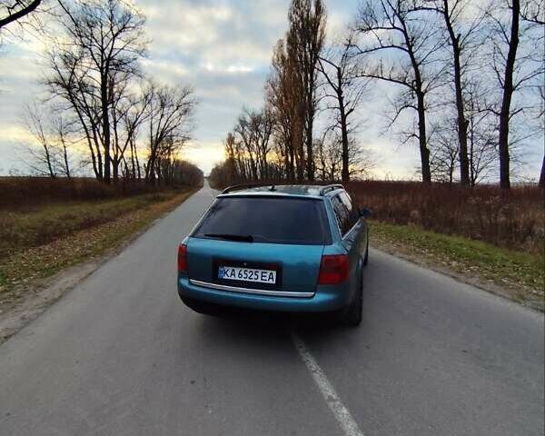 Зеленый Ауди А6, объемом двигателя 2.5 л и пробегом 446 тыс. км за 3900 $, фото 17 на Automoto.ua