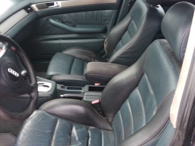 Зеленый Ауди А6, объемом двигателя 2.4 л и пробегом 443 тыс. км за 3100 $, фото 8 на Automoto.ua