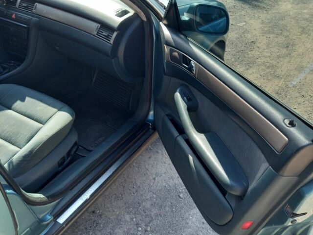 Ауді А6 1998 у Борщеве на Automoto.ua Зелений Ауді А6, об'ємом двигуна 2.5 л та пробігом 350 тис. км за 3200 $, фото 17 на Automoto.ua