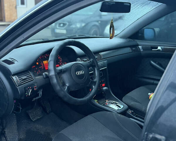 Зелений Ауді А6, об'ємом двигуна 2.5 л та пробігом 350 тис. км за 2300 $, фото 2 на Automoto.ua