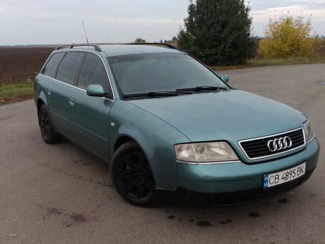 Зеленый Ауди А6, объемом двигателя 2.4 л и пробегом 443 тыс. км за 3100 $, фото 1 на Automoto.ua