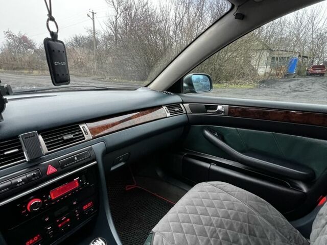 Зеленый Ауди А6, объемом двигателя 1.9 л и пробегом 596 тыс. км за 2200 $, фото 5 на Automoto.ua