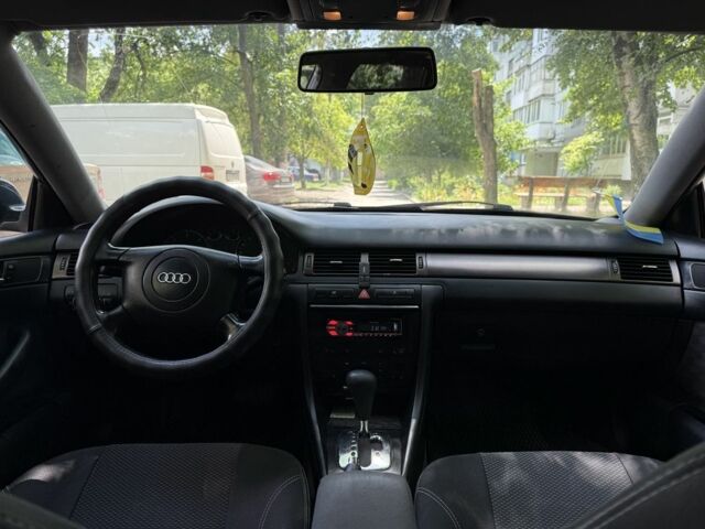 Зеленый Ауди А6, объемом двигателя 2.5 л и пробегом 400 тыс. км за 3500 $, фото 11 на Automoto.ua