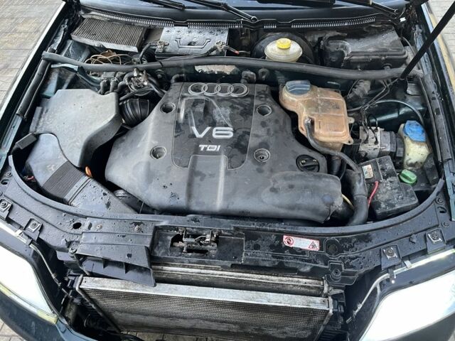 Ауді А6 1999 у Ахтырке на Automoto.ua Зелений Ауді А6, об'ємом двигуна 2.5 л та пробігом 400 тис. км за 2350 $, фото 4 на Automoto.ua