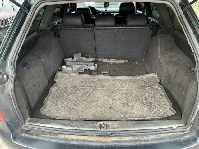 Зелений Ауді А6, об'ємом двигуна 2.5 л та пробігом 400 тис. км за 2350 $, фото 4 на Automoto.ua