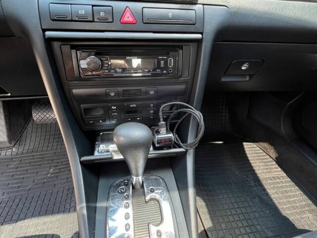 Ауді А6 1999 у Вінниці на Automoto.ua Зелений Ауді А6, об'ємом двигуна 2.5 л та пробігом 238 тис. км за 4100 $, фото 16 на Automoto.ua