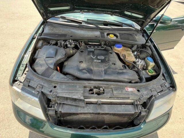 Ауді А6 1999 у Вінниці на Automoto.ua Зелений Ауді А6, об'ємом двигуна 2.5 л та пробігом 238 тис. км за 4100 $, фото 18 на Automoto.ua