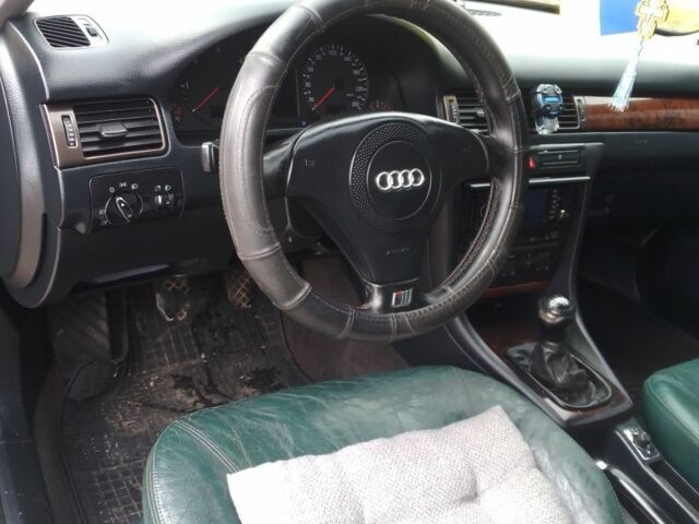 Ауди А6 2000 в Млынове на Automoto.ua Зеленый Ауди А6, объемом двигателя 2.5 л и пробегом 270 тыс. км за 4900 $, фото 5 на Automoto.ua