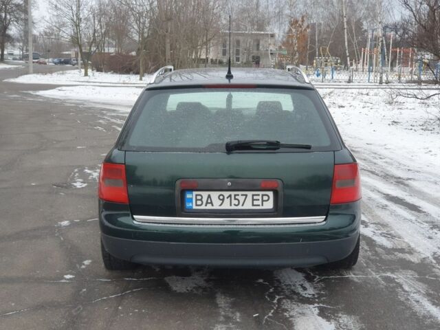 Зеленый Ауди А6, объемом двигателя 2.5 л и пробегом 360 тыс. км за 3600 $, фото 5 на Automoto.ua
