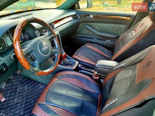 Зеленый Ауди А6, объемом двигателя 2.5 л и пробегом 337 тыс. км за 5000 $, фото 1 на Automoto.ua