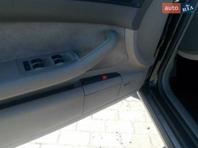 Зеленый Ауди А6, объемом двигателя 2.5 л и пробегом 307 тыс. км за 5000 $, фото 15 на Automoto.ua