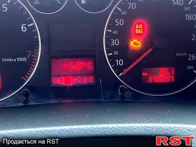 Зеленый Ауди А6, объемом двигателя 2.7 л и пробегом 242 тыс. км за 5000 $, фото 10 на Automoto.ua