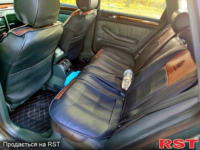 Зеленый Ауди А6, объемом двигателя 2.5 л и пробегом 337 тыс. км за 5000 $, фото 1 на Automoto.ua