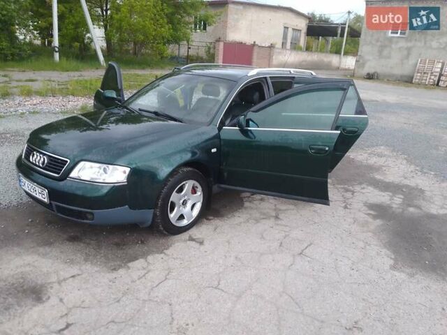 Зеленый Ауди А6, объемом двигателя 2.5 л и пробегом 313 тыс. км за 4900 $, фото 9 на Automoto.ua