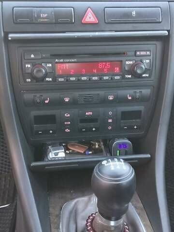 Зелений Ауді А6, об'ємом двигуна 2.5 л та пробігом 277 тис. км за 4699 $, фото 7 на Automoto.ua