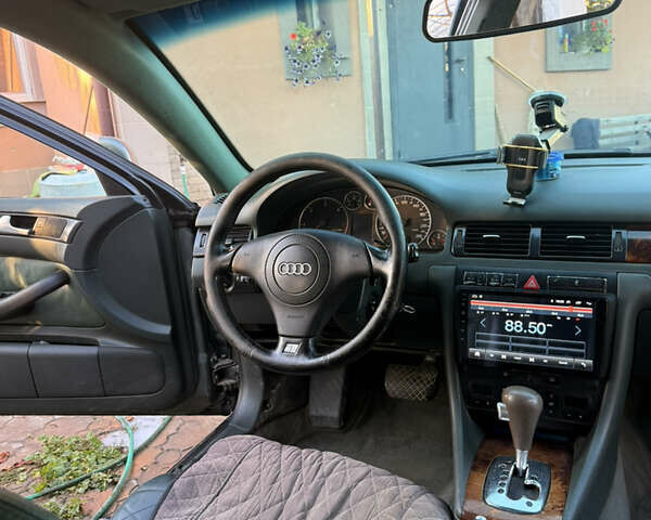 Зелений Ауді А6, об'ємом двигуна 2.5 л та пробігом 250 тис. км за 5000 $, фото 14 на Automoto.ua