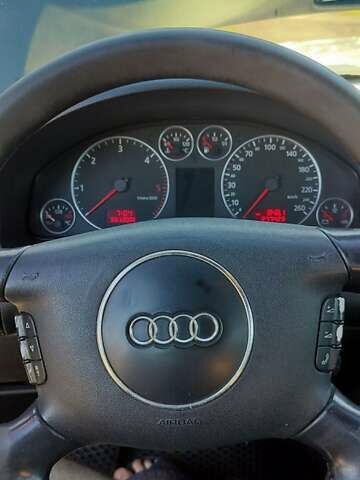 Зелений Ауді А6, об'ємом двигуна 2.5 л та пробігом 277 тис. км за 4699 $, фото 6 на Automoto.ua