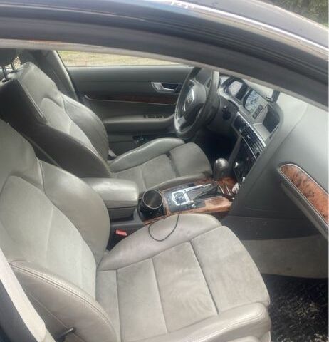 Зеленый Ауди А6, объемом двигателя 2.7 л и пробегом 350 тыс. км за 6500 $, фото 4 на Automoto.ua