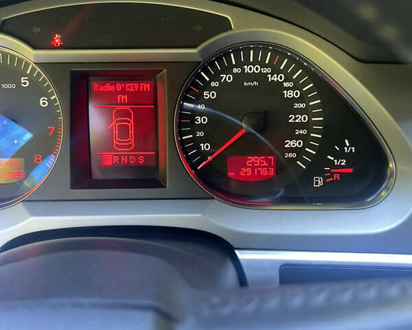 Зеленый Ауди А6, объемом двигателя 2.4 л и пробегом 296 тыс. км за 7100 $, фото 16 на Automoto.ua