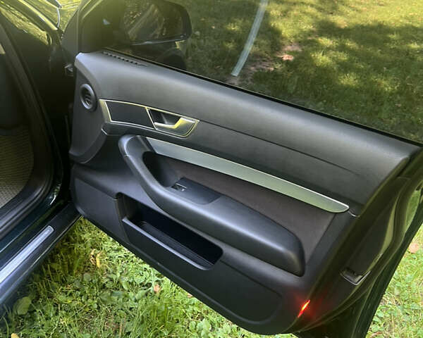 Зеленый Ауди А6, объемом двигателя 2.4 л и пробегом 296 тыс. км за 7100 $, фото 12 на Automoto.ua