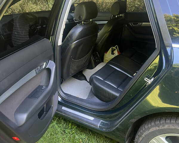 Зеленый Ауди А6, объемом двигателя 2.4 л и пробегом 296 тыс. км за 7100 $, фото 9 на Automoto.ua