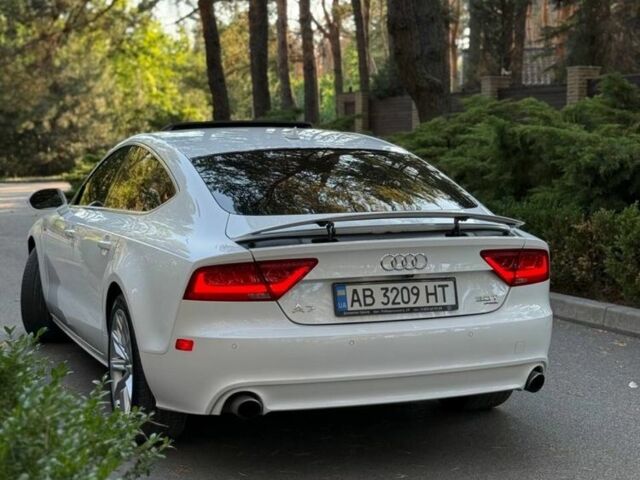 Белый Ауди A7 Sportback, объемом двигателя 3 л и пробегом 260 тыс. км за 12700 $, фото 1 на Automoto.ua