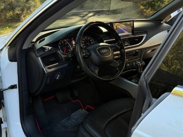 Белый Ауди A7 Sportback, объемом двигателя 3 л и пробегом 260 тыс. км за 12700 $, фото 6 на Automoto.ua