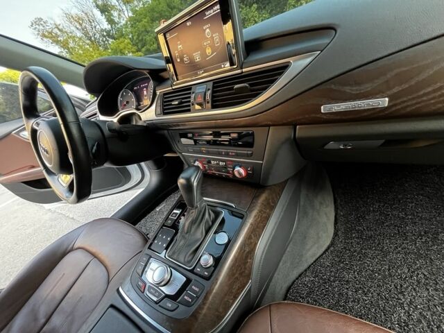 Білий Ауді A7 Sportback, об'ємом двигуна 3 л та пробігом 170 тис. км за 24445 $, фото 11 на Automoto.ua