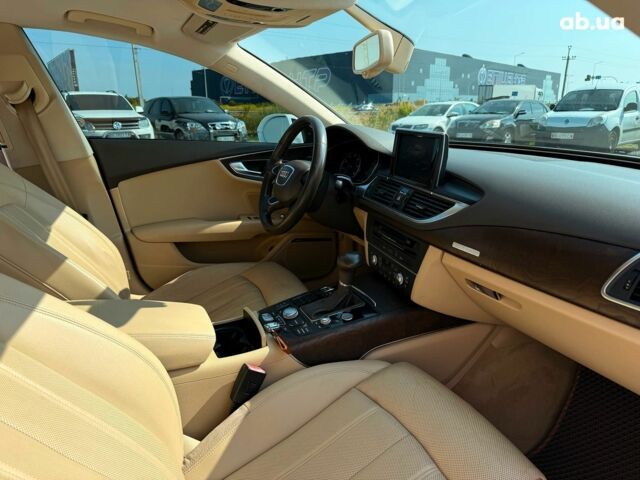 Белый Ауди A7 Sportback, объемом двигателя 3 л и пробегом 298 тыс. км за 16690 $, фото 22 на Automoto.ua