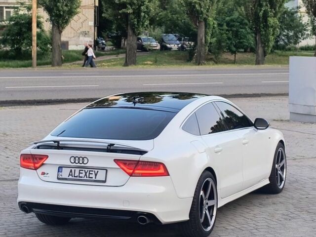 Белый Ауди A7 Sportback, объемом двигателя 3 л и пробегом 152 тыс. км за 17800 $, фото 4 на Automoto.ua