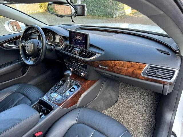 Белый Ауди A7 Sportback, объемом двигателя 3 л и пробегом 117 тыс. км за 15200 $, фото 8 на Automoto.ua