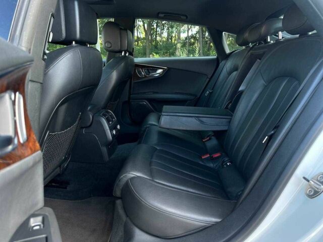 Белый Ауди A7 Sportback, объемом двигателя 3 л и пробегом 26 тыс. км за 24990 $, фото 12 на Automoto.ua