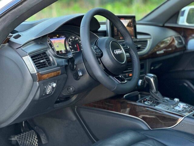 Белый Ауди A7 Sportback, объемом двигателя 3 л и пробегом 26 тыс. км за 24990 $, фото 9 на Automoto.ua