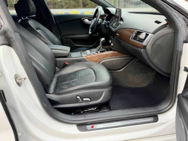 Белый Ауди A7 Sportback, объемом двигателя 3 л и пробегом 78 тыс. км за 7150 $, фото 9 на Automoto.ua